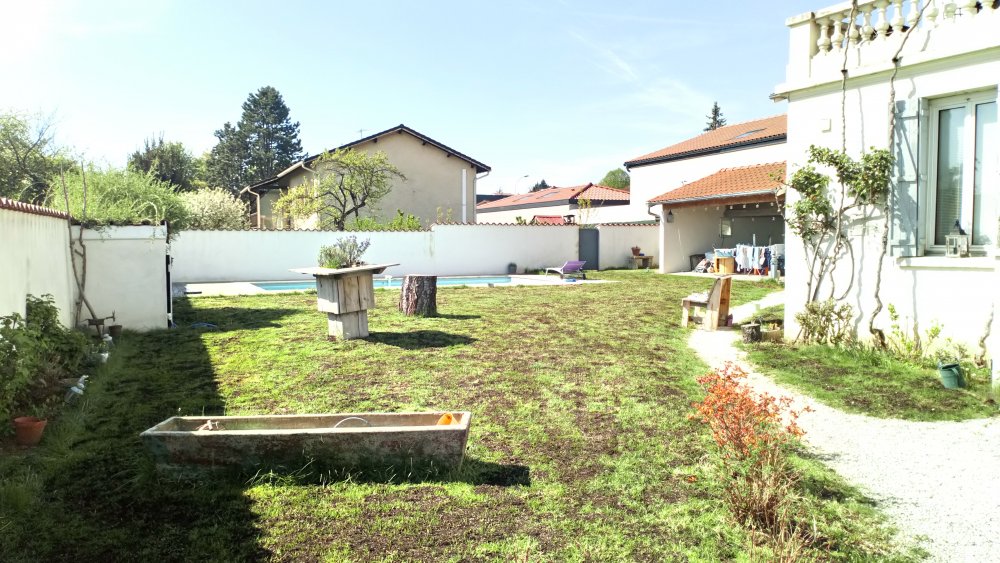 Réfection de gazon, Terreutage et regarnissage